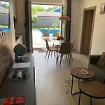 Oasis *