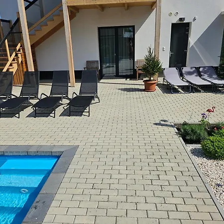 2 Bedroom Apartment *